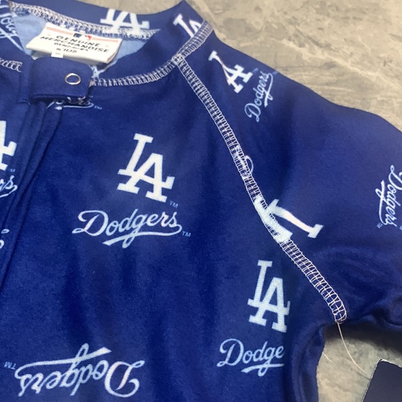 MLB - GENUINE MERCHANDISE - LA Dodgers - Pajamas - Baseball - 2T - Picture 13 of 16